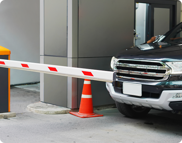 automovil pasando por una talanquera automovil pasando por una talanquera